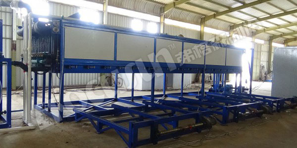 two sets of 25 tons direct system block ice machine + 50 tons cold room--Eritrea-2